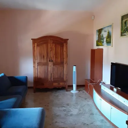 Olivia House Holiday home *